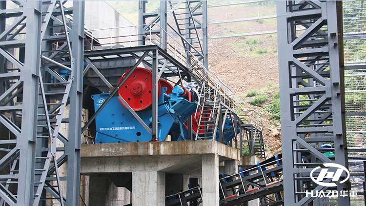 �ʽ����C���a(ch��n)��